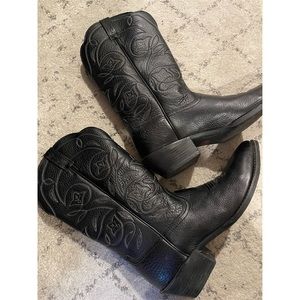 Ariat Heritage Western R-Toe Boot in Black